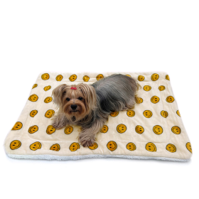Ultra Plush Happy Face Blanket (Color: Yellow, size: 50" x 30")